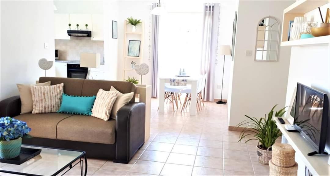 Pafia Modern Apartment Paphos Exterior foto